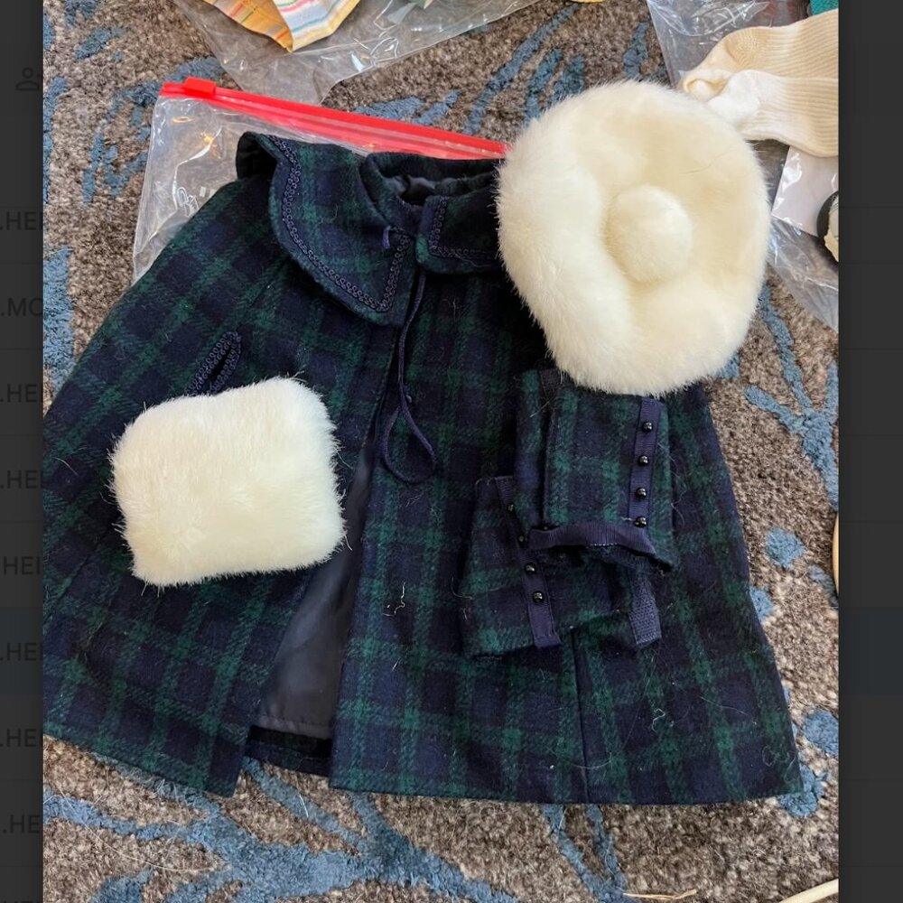 RARE Retired Vintage American Girl Doll Samantha Plaid Cape and Accessories